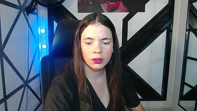 Snapshot of maira_tf chatting on 06.11.26 maira tf online show from 06.11.26