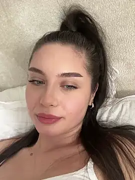 Snapshot of Ashley-Evans chatting on 02.26.25 Ashley-Evans online show from 02.26.25