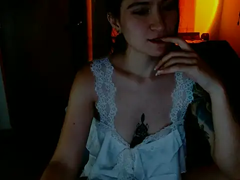 lia ana online show from 05.15.26