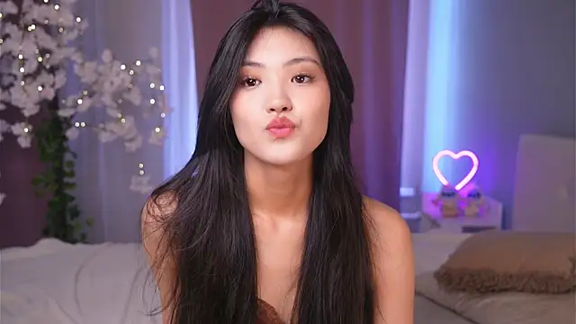 FancyEsten online show from 07.10.26