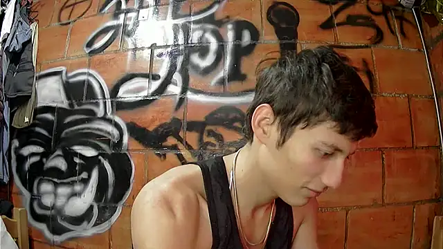Snapshot of alexandercruz chatting on 06.19.26 alexandercruz online show from 06.19.26