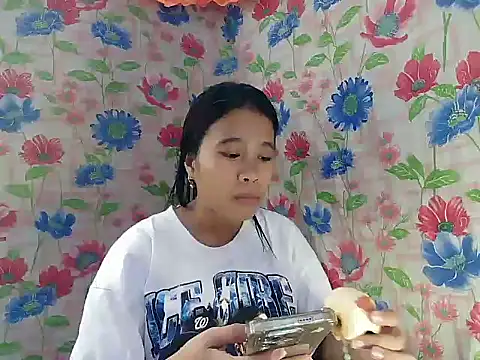 Pinay Skinny18 online show from 09.28.25