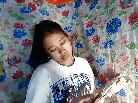 Pinay Skinny18 online show from 09.28.25