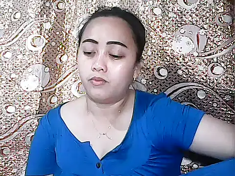 Snapshot of Pinay_Chubby20 chatting on 11.25.25 Pinay Chubby20 online show from 11.25.25