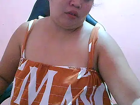 Snapshot of fresh_rosie chatting on 08.03.26 fresh rosie online show from 08.03.26