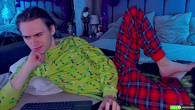 WilliamDyson online show from 12.21.25