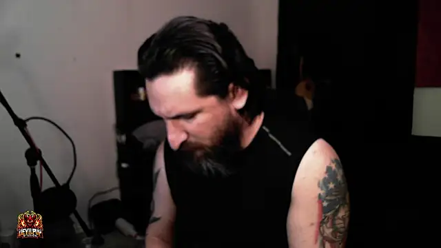 DevilPup75  online show from 04.20.26