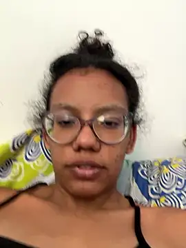 Snapshot of Valen1800 chatting on 01.11.26 Valen1800 online show from 01.11.26