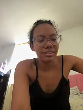 Snapshot of Valen1800 chatting on 02.05.26 Valen1800 online show from 02.05.26