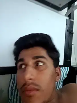 Snapshot of HarryChoudhary21 chatting on 11.17.25 HarryChoudhary21 online show from 11.17.25