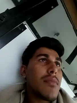 Snapshot of HarryChoudhary21 chatting on 11.18.25 HarryChoudhary21 online show from 11.18.25