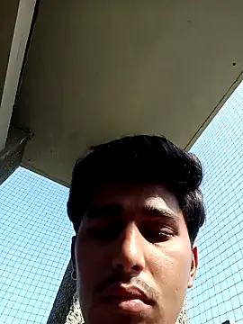 Snapshot of HarryChoudhary21 chatting on 11.23.25 HarryChoudhary21 online show from 11.23.25