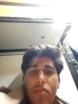 Snapshot of HarryChoudhary21 chatting on 11.25.25 HarryChoudhary21 online show from 11.25.25