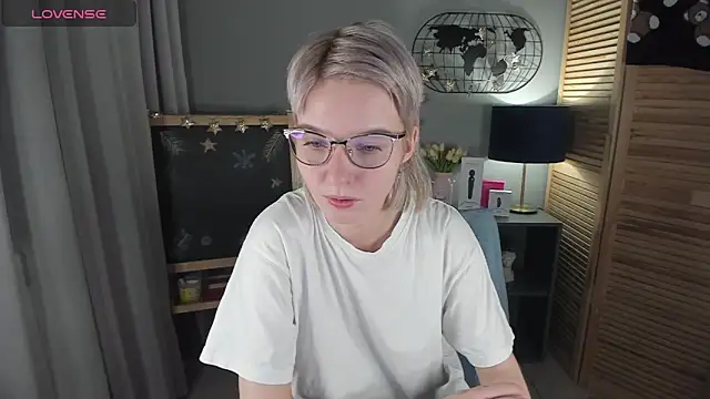 Madelaineses online show from 01.13.26