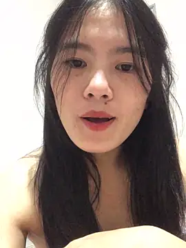 Snapshot of Maymay97 chatting on 10.21.25 Maymay97 online show from 10.21.25