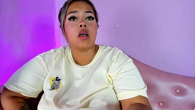 EmilyDuran  online show from 04.26.26