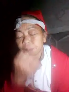 Snapshot of VangLe73 chatting on 10.24.25 VangLe73 online show from 10.24.25