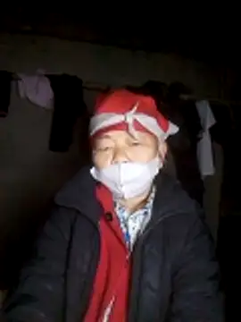 Snapshot of VangLe73 chatting on 01.05.26 VangLe73 online show from 01.05.26