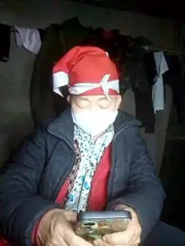 Snapshot of VangLe73 chatting on 01.08.26 VangLe73 online show from 01.08.26