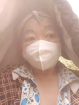 Snapshot of VangLe73 chatting on 01.09.26 VangLe73 online show from 01.09.26