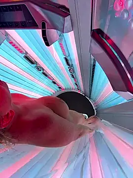 JustYourNormalCouple online show from 10.04.25