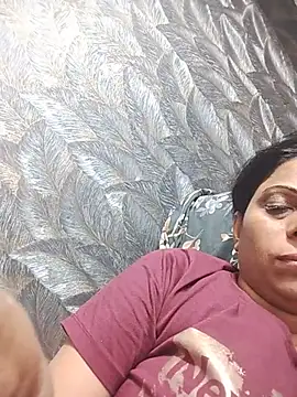 Snapshot of Soniya_Roy chatting on 07.12.26 Soniya Roy online show from 07.12.26