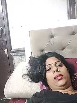 Snapshot of Soniya_Roy chatting on 07.14.26 Soniya Roy online show from 07.14.26