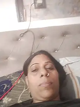 Snapshot of Soniya_Roy chatting on 07.30.26 Soniya Roy online show from 07.30.26