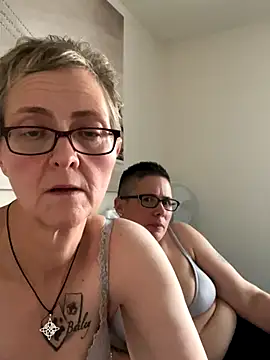 Curvy-Jinx online show from 12.15.25