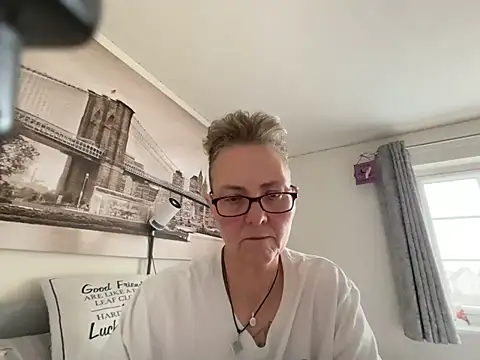 Curvy-Jinx online show from 06.16.26