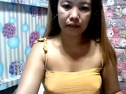 AsianHorny4uxx online show from 10.22.25