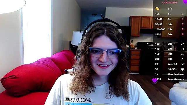 KayKumm online show from 10.07.25