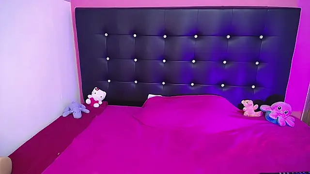 molly curvyhot online show from 02.10.26