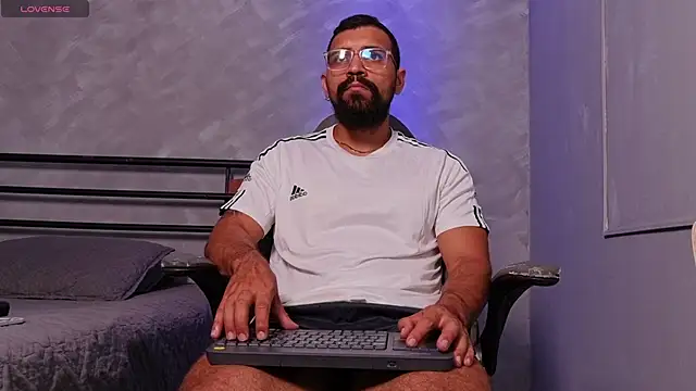 vincentjaxon online show from 04.30.26