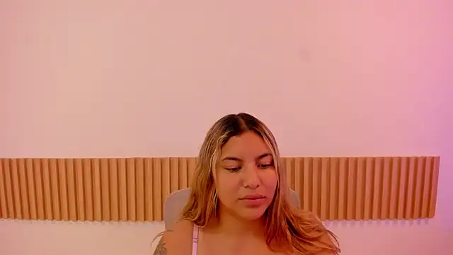OliviaSweett online show from 05.04.26