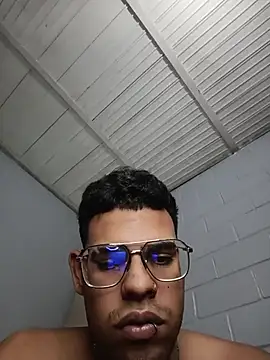 Bigtiti01 online show from 12.20.25