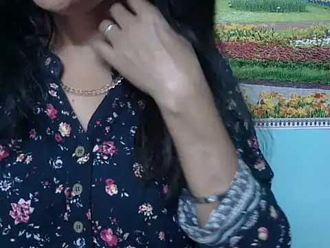 Lovely bhabhi143 online show from 05.04.26