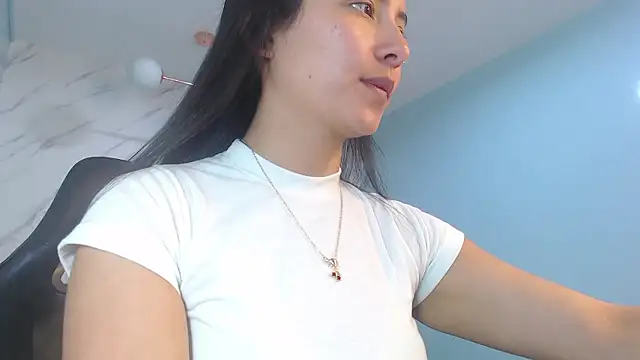 victoria hernandez t  online show from 05.27.26