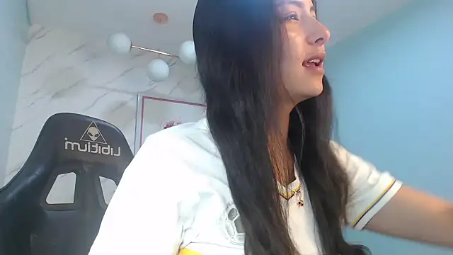 Snapshot of victoria_hernandez_t_ chatting on 07.03.26 victoria hernandez t online show from 07.03.26