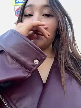 KissMeEva online show from 09.17.25