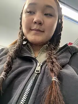 KissMeEva online show from 09.24.25