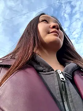 KissMeEva online show from 10.03.25