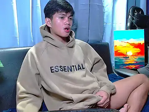 Snapshot of Alexx_143 chatting on 01.10.26 Alexx 143 online show from 01.10.26