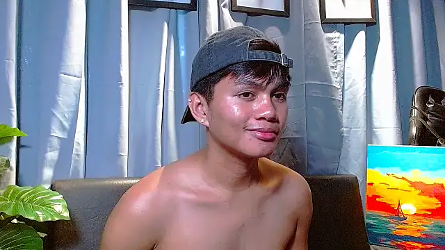 Snapshot of Alexx_143 chatting on 01.12.26 Alexx 143 online show from 01.12.26