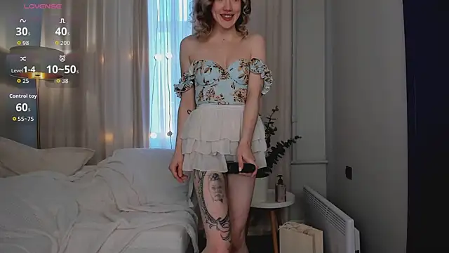 Snapshot of DiscoPotato chatting on 03.06.26 DiscoPotato online show from 03.06.26