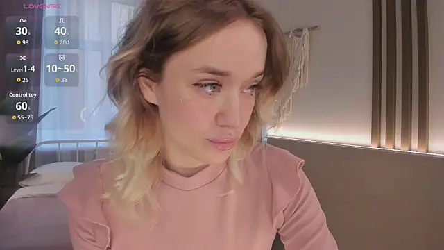 Snapshot of DiscoPotato chatting on 03.12.26 DiscoPotato online show from 03.12.26