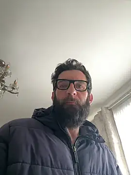 Snapshot of Michel_huge chatting on 05.16.26 Michel huge online show from 05.16.26