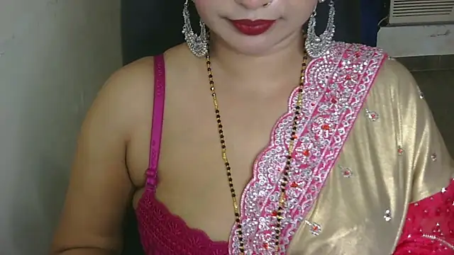 Snapshot of QUEEN_SAKHI- chatting on 10.29.25 QUEEN SAKHI- online show from 10.29.25
