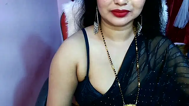 Snapshot of QUEEN_SAKHI- chatting on 02.20.26 QUEEN SAKHI- online show from 02.20.26
