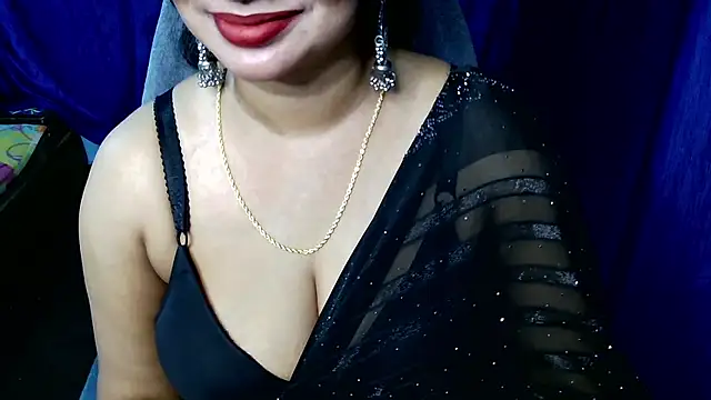 Snapshot of QUEEN_SAKHI- chatting on 03.08.26 QUEEN SAKHI- online show from 03.08.26